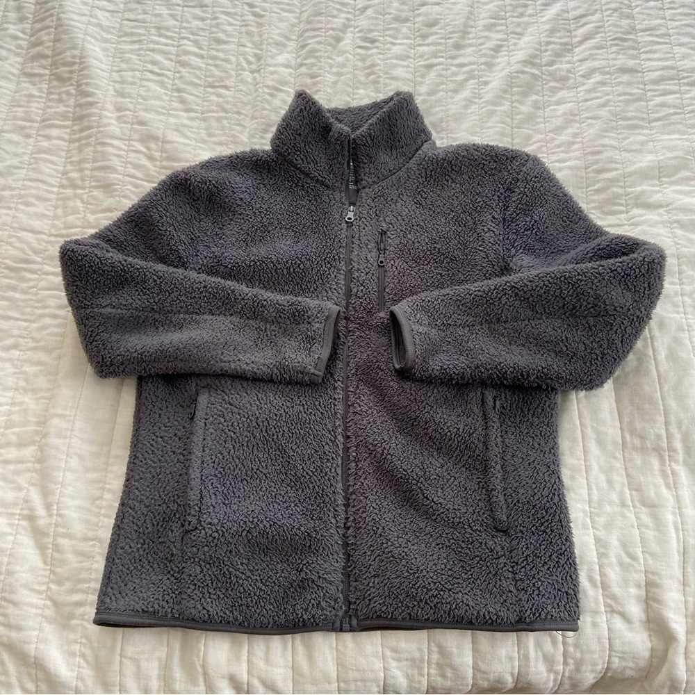 Girlfriend collective full zip fleece jacket in Moon - Picture 2 of 8
